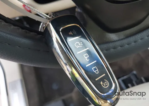 2013 Lincoln Mkt from USA, damaged, VIN 2LMHJ5FK8DBL53399